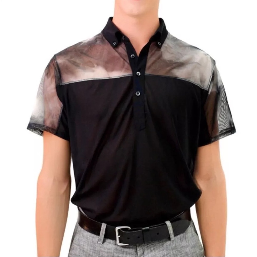 Tan minimizing golf shirt.